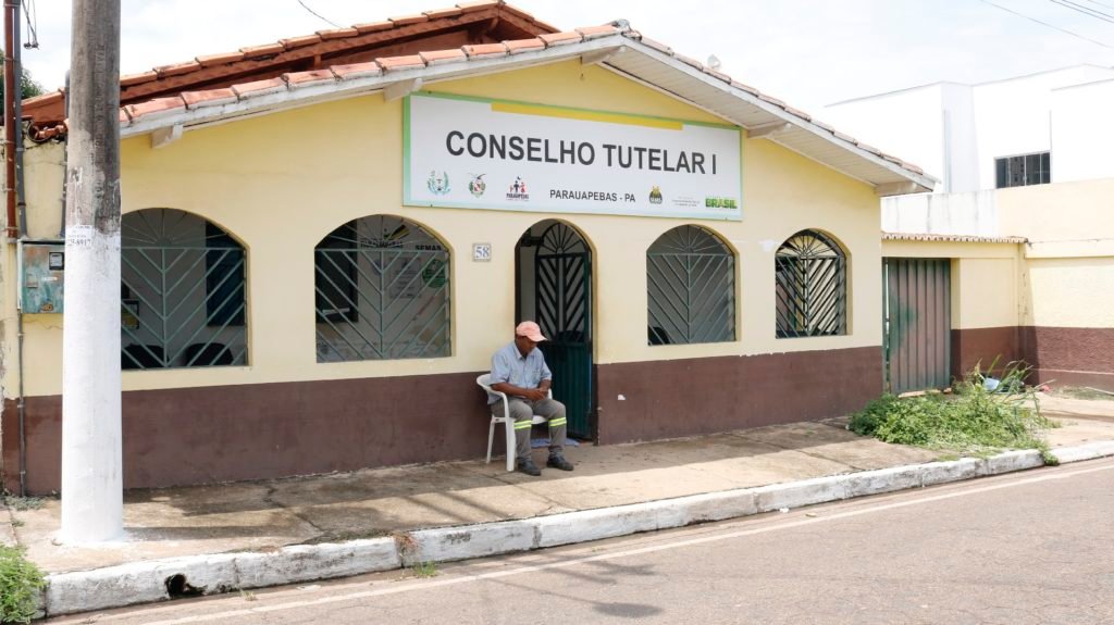 Conselheiros tutelares enfrentam dificuldades para realizar atendimentos