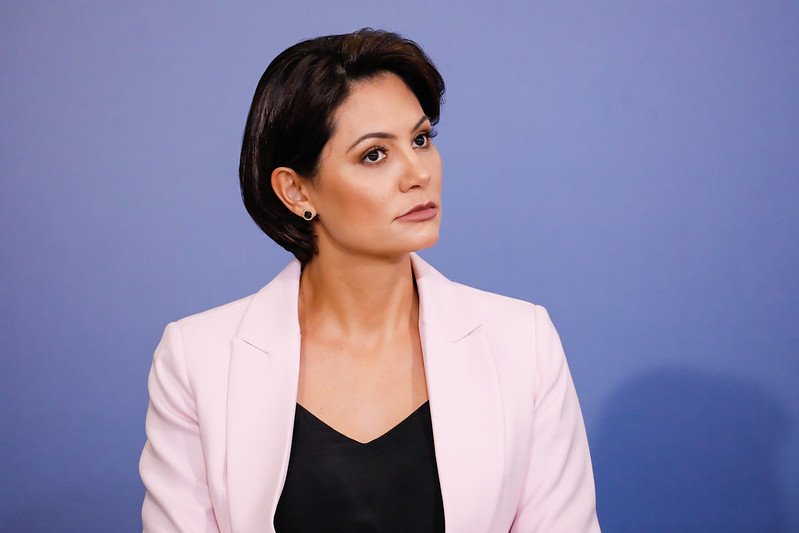 1º Sigilo de 100 anos é derrubado - Visitas a Michelle Bolsonaro