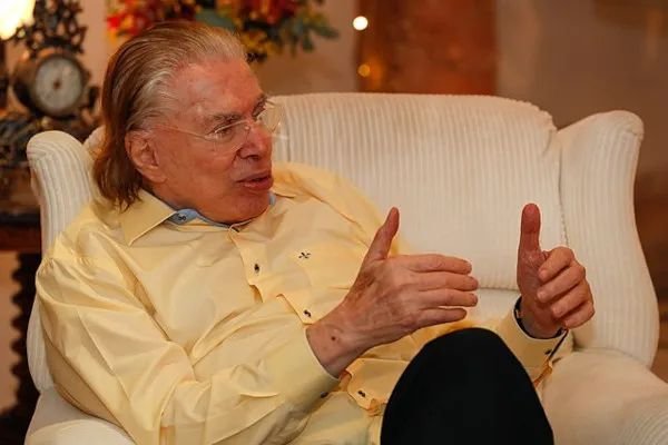 Silvio Santos, o "Rei da TV", falece aos 93 anos
