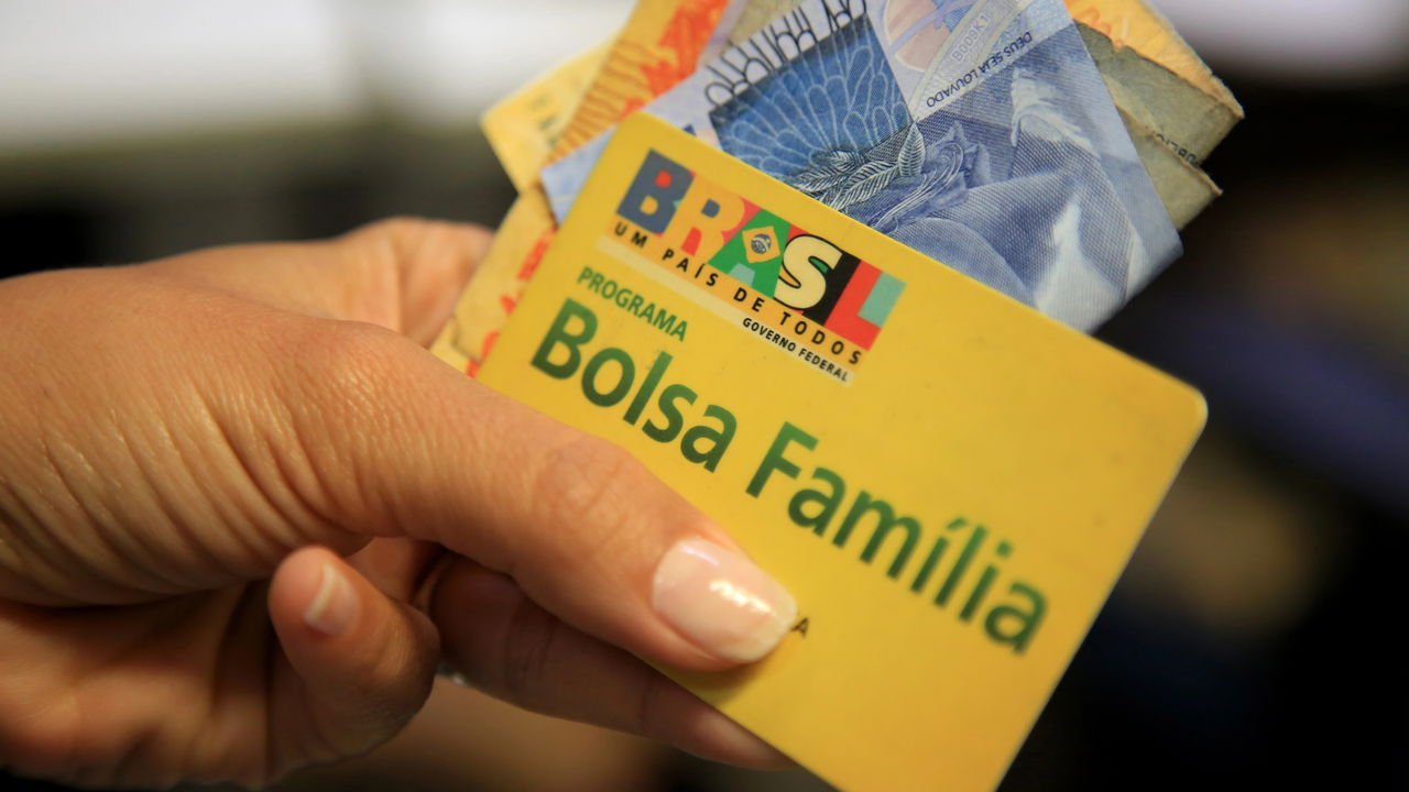 Caixa Econômica Federal realiza pagamentos do novo Bolsa Família