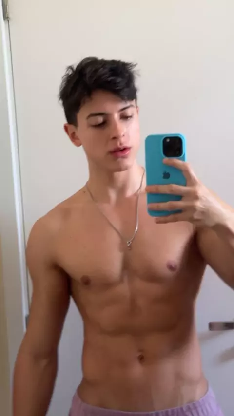 Zé Longuinho assume novo nome após transição