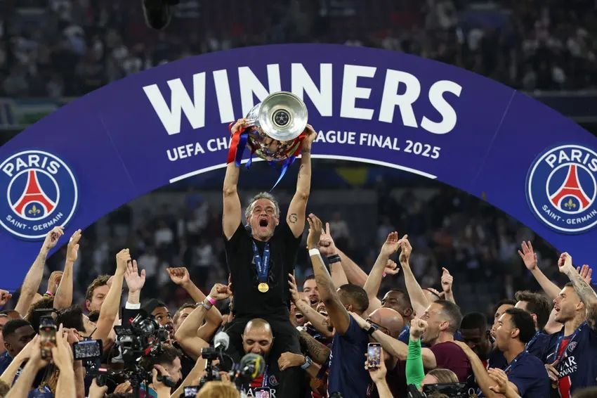 PSG conquista título e fortuna