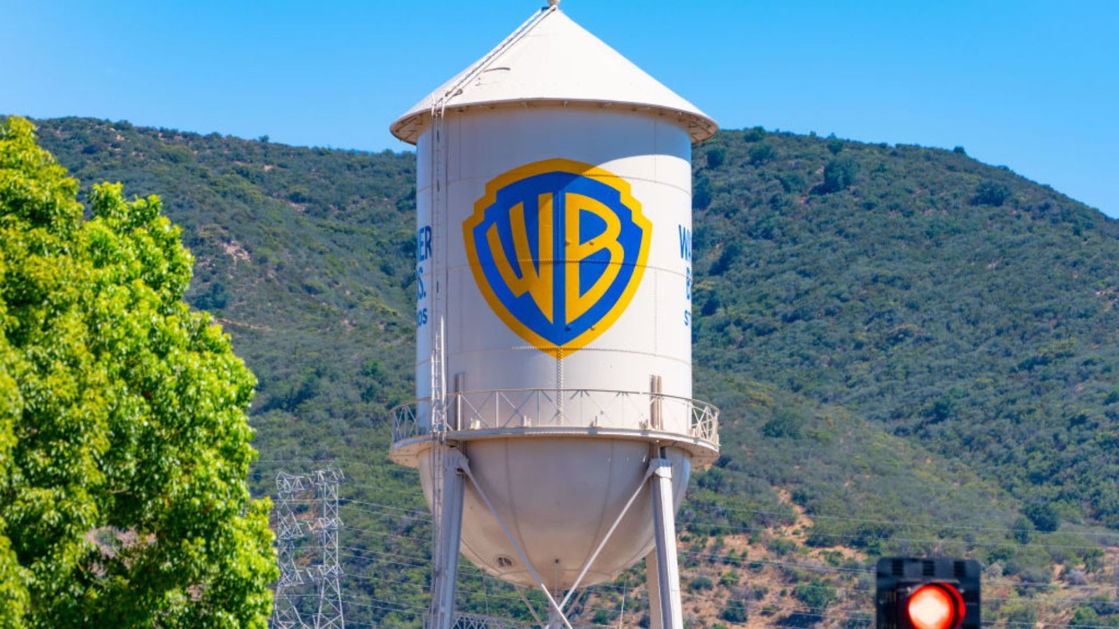 Warner Bros aposta em streaming e TV separada