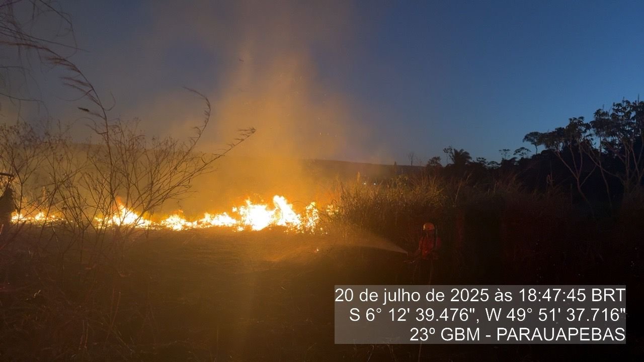 Incêndio em Parauapebas mobiliza força-tarefa