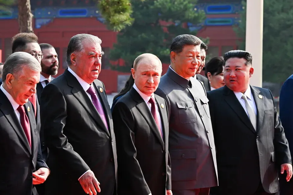 Xi Jinping recebe Putin e Kim em Pequim em encontro histórico