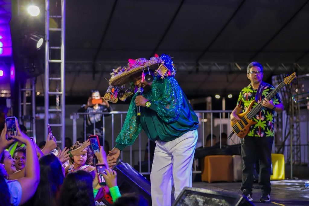 Pinduca, o Rei do Carimbó, Incendeia o FLACC 2025 em Canaã dos Carajás