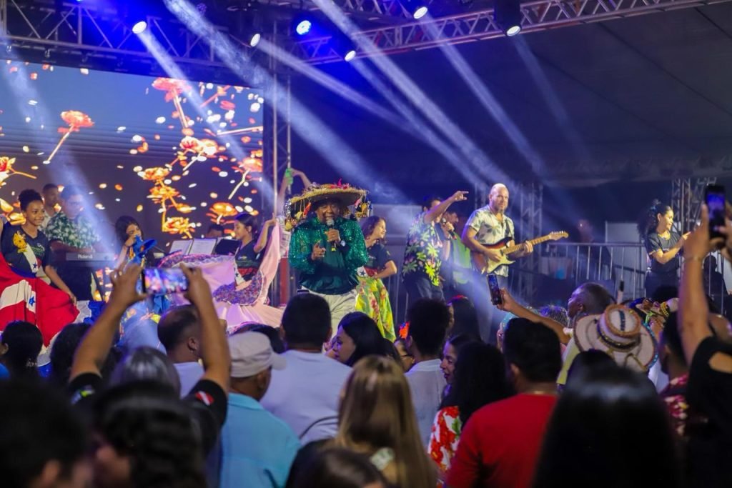 Pinduca, o Rei do Carimbó, Incendeia o FLACC 2025 em Canaã dos Carajás