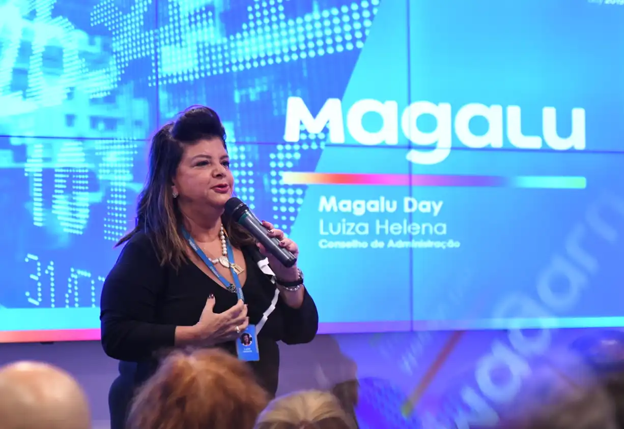 Luiza Trajano critica juros altos e defende ações sociais