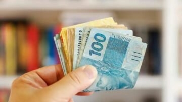 Renda aumenta, mas diferença racial segue alta, diz IBGE