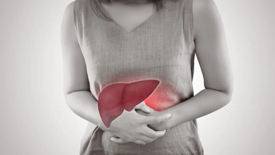 A Pele como Espelho: Entenda os Sinais Cutâneos que Podem Indicar Doenças Hepáticas